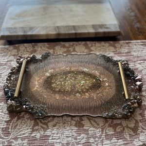 Serving tray